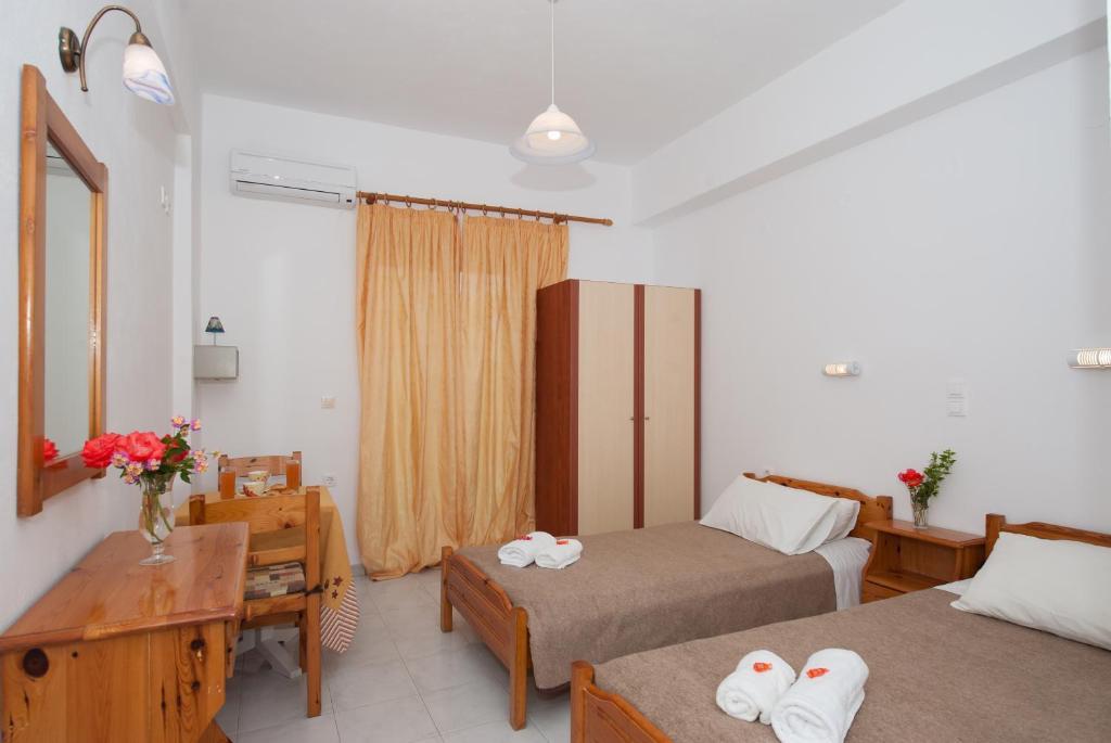 Valianos Studios Alykanas  Room photo